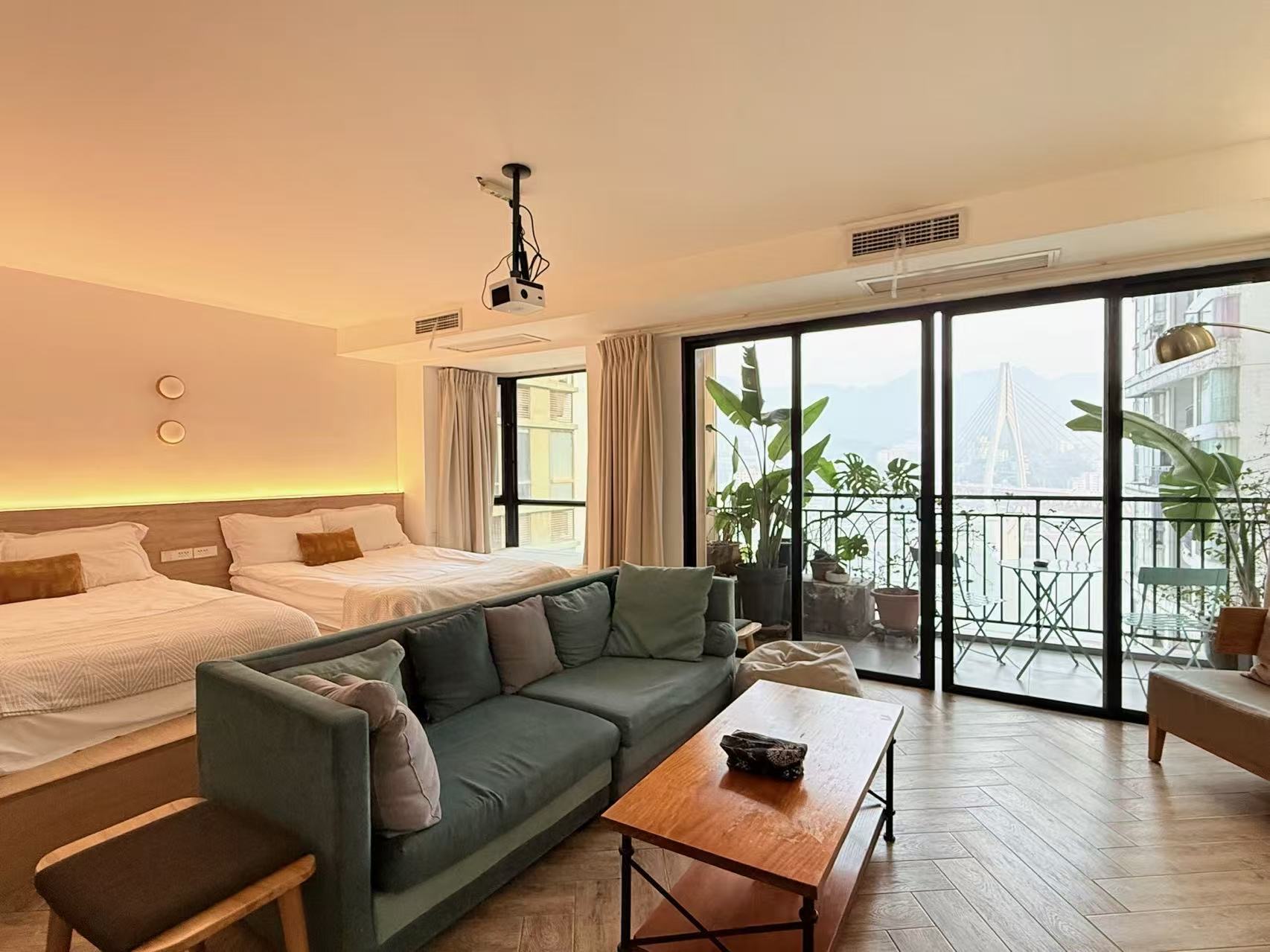 Liuxing family suite with two beds and river view